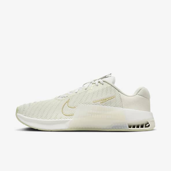 Nike performance metallic store